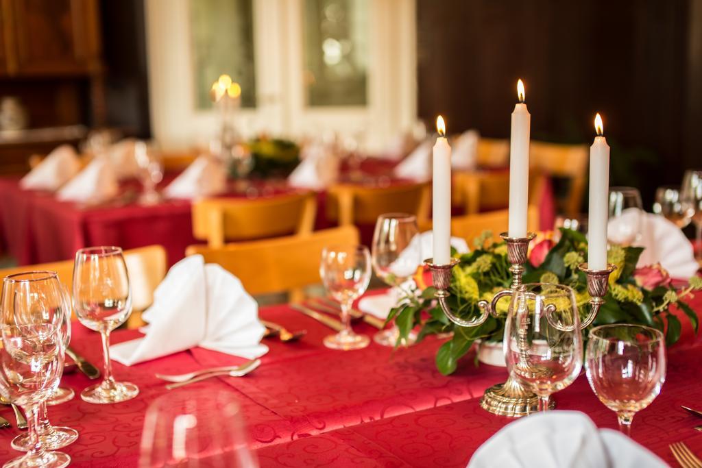 Hotel Leyscher Hof Leutesdorf ภายนอก รูปภาพ