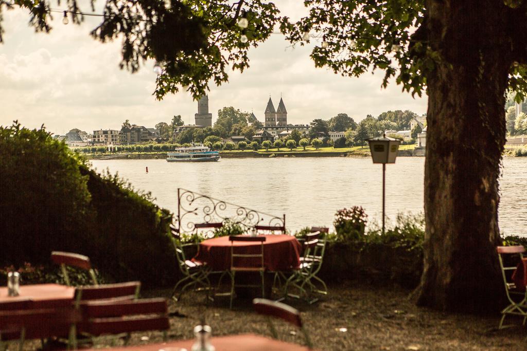Hotel Leyscher Hof Leutesdorf ภายนอก รูปภาพ